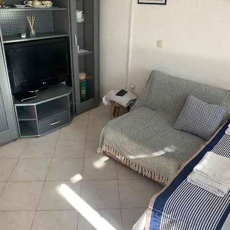 Apartman One Bedroom With Terrace And Seaview - B