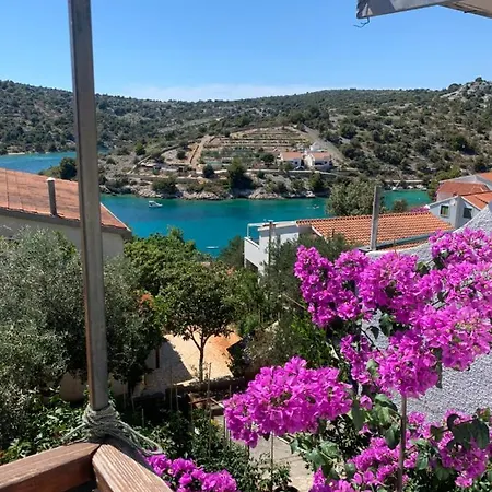 One Bedroom With Terrace And Seaview - B * Sevid